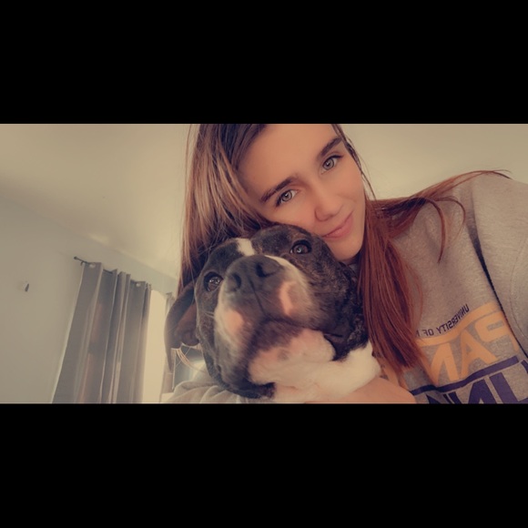 Meet your Posher, Alexis - Picture 1 of 1